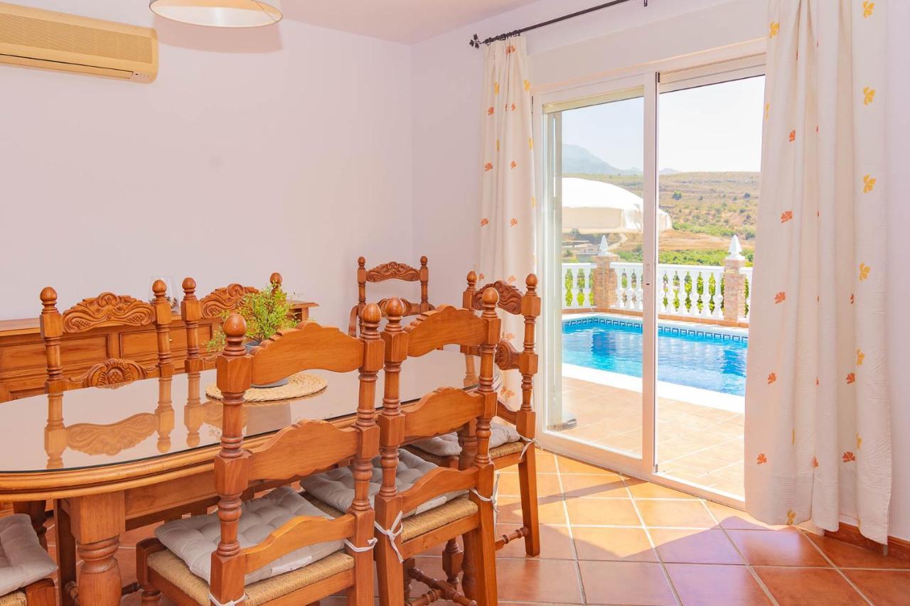 Villa Andalucia: Cerca De Todo, Intimidad Y Espacio Nerja Εξωτερικό φωτογραφία