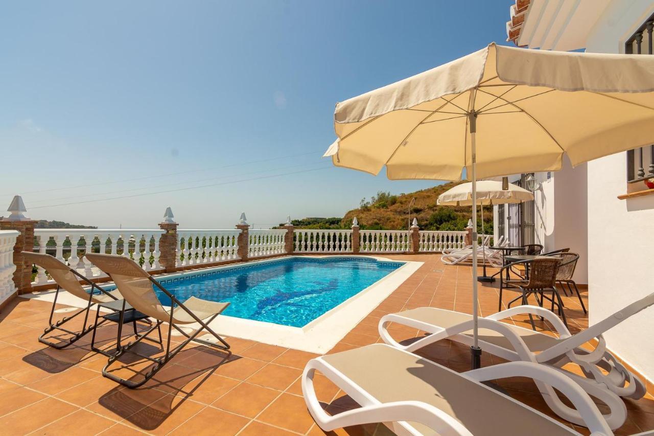 Villa Andalucia: Cerca De Todo, Intimidad Y Espacio Nerja Εξωτερικό φωτογραφία