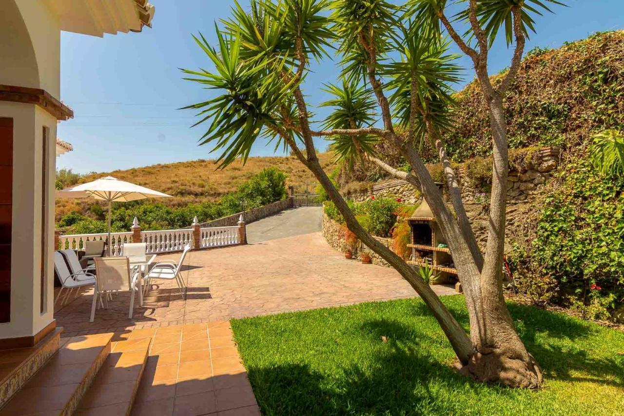 Villa Andalucia: Cerca De Todo, Intimidad Y Espacio Nerja Εξωτερικό φωτογραφία