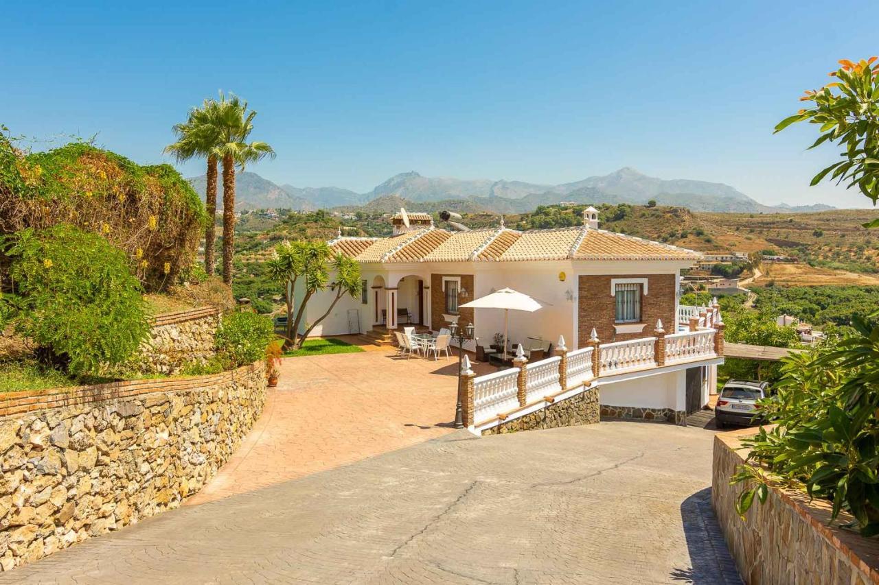 Villa Andalucia: Cerca De Todo, Intimidad Y Espacio Nerja Εξωτερικό φωτογραφία