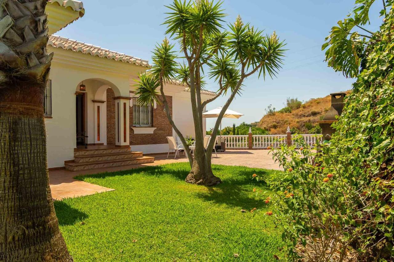 Villa Andalucia: Cerca De Todo, Intimidad Y Espacio Nerja Εξωτερικό φωτογραφία